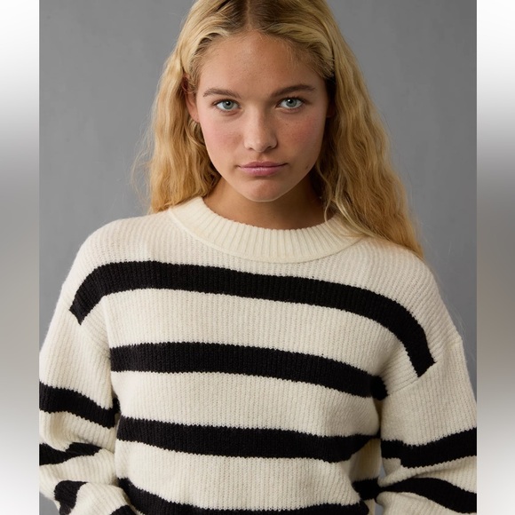 AE XS WHOA SO SOFT CREWNECK SWEATER CREAM BLACK HORIZONTAL STRIPE - Picture 5 of 10